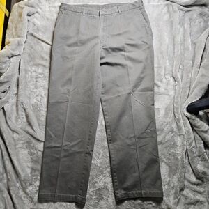 Van Heusen Men’s Dress Pants – 38x32 – 100% Cotton